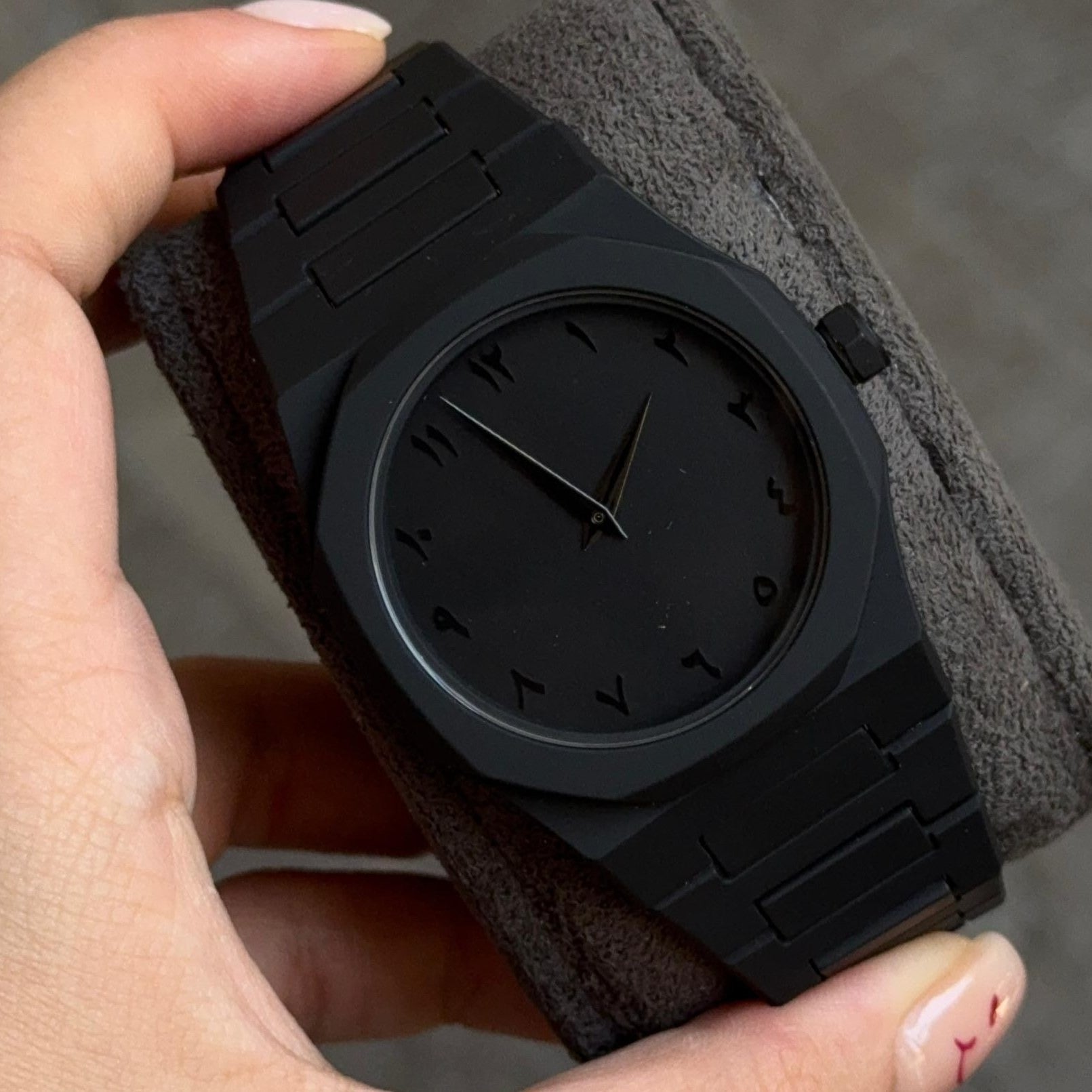 Aura Smart Watch – Fitness Tracking | Heart Rate Monitor | Bluetooth Calling | Stylish & Waterproof